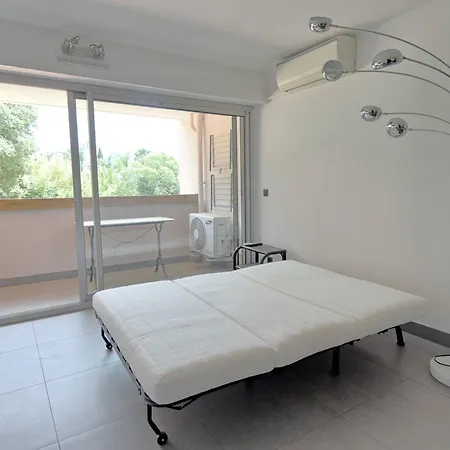 Studio Confortable A 100m Des Plages